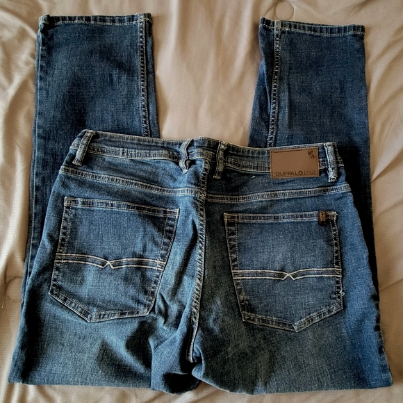 Buffalo Men's Jeans - Sz 34x30, Jackson -X, EUC - Picture 4 of 8